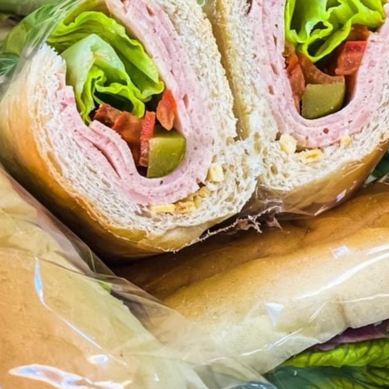 ساندویچ سرد ژامبون مرغ اوریال